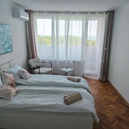 Apartamento Aglaya 2 - Lazur